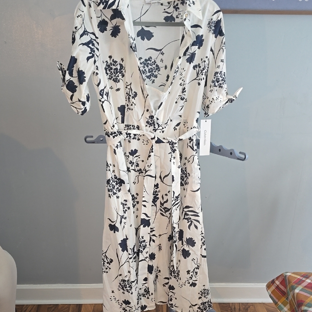 Calvin Klein Black and White Floral Long Sleeve Dress